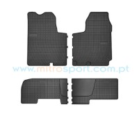 Tapetes em borracha para Nissan Primastar 1ª e 2ª fila 2001-2014
